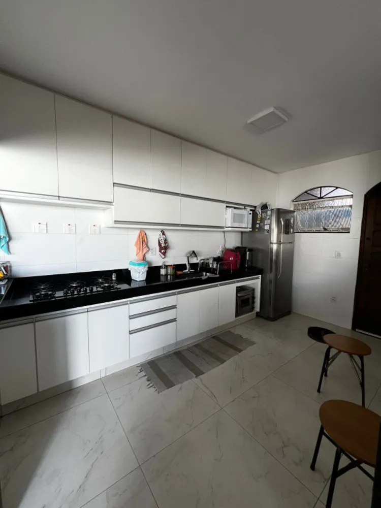 Casa, 4 quartos, 360 m² - Foto 4