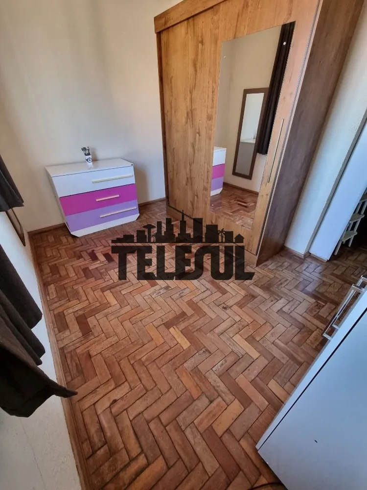 Casa, 6 quartos, 225 m² - Foto 2