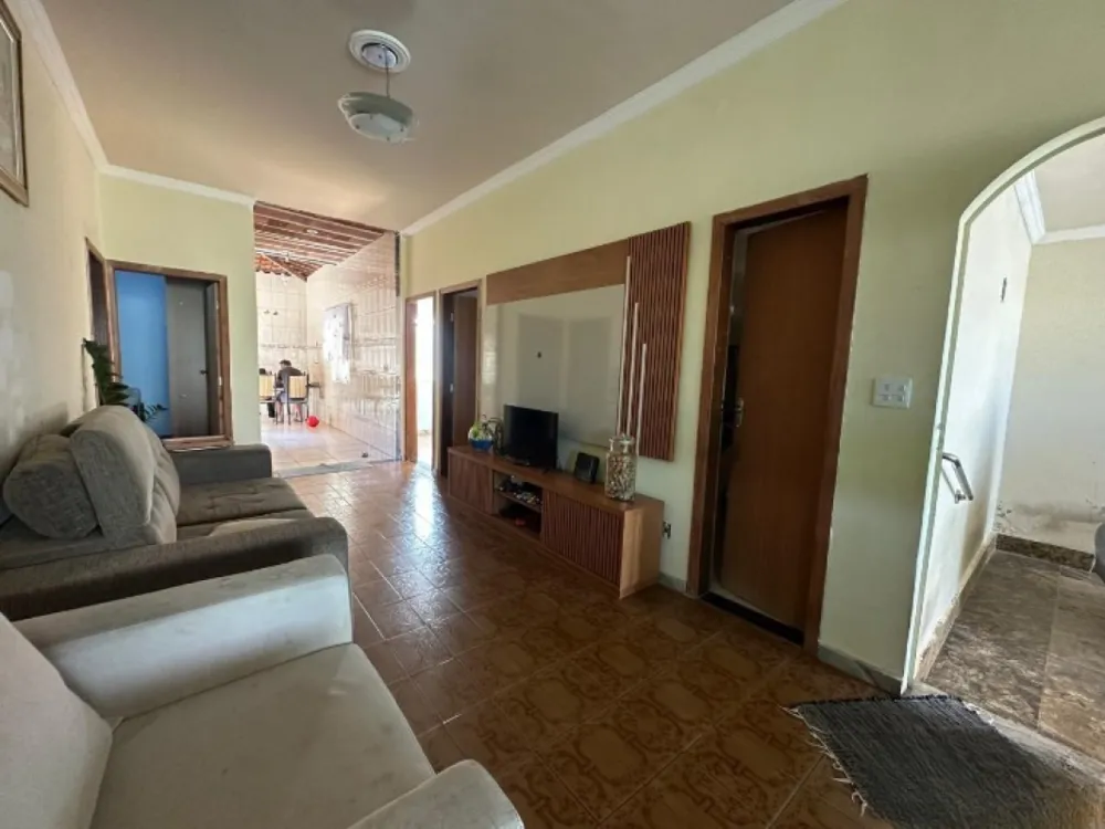 Casa, 4 quartos, 360 m² - Foto 3