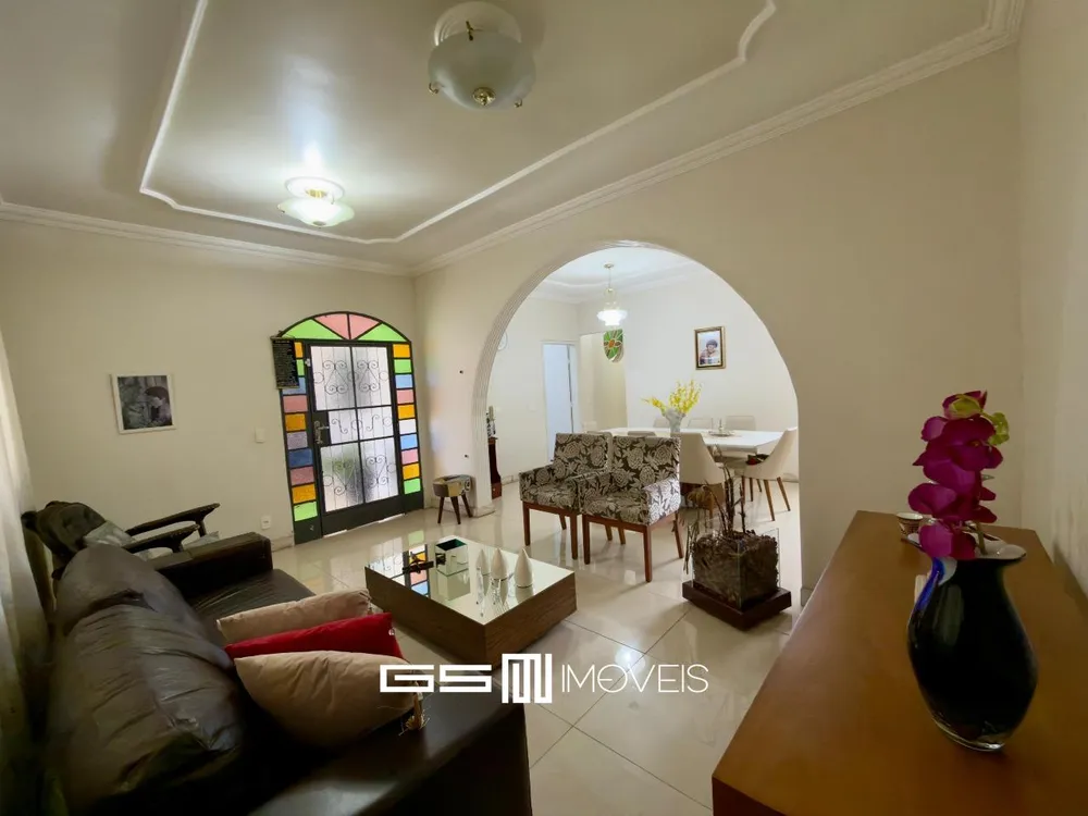 Casa, 3 quartos, 218 m² - Foto 4