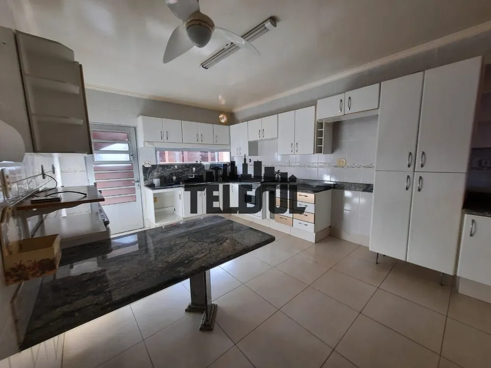 Casa, 3 quartos, 360 m² - Foto 1