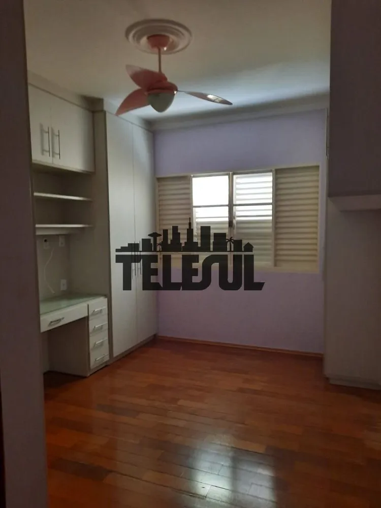Casa, 3 quartos, 360 m² - Foto 3