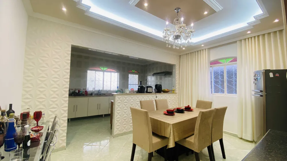 Casa, 3 quartos, 360 m² - Foto 1