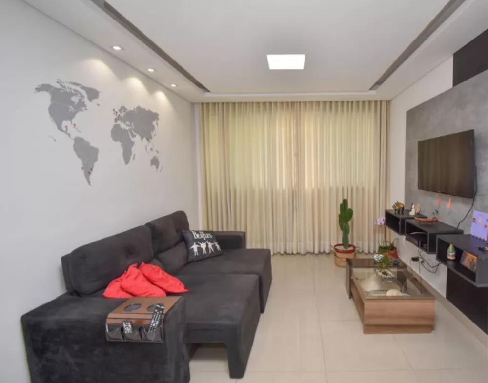 Apartamento à venda com 3 quartos, 75m² - Foto 1