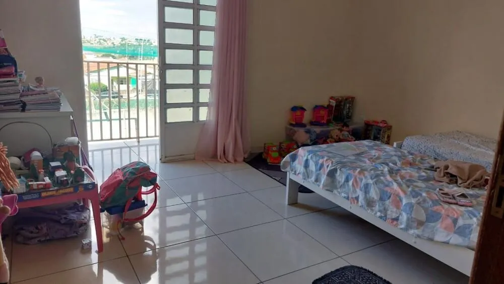 Casa, 3 quartos, 250 m² - Foto 7