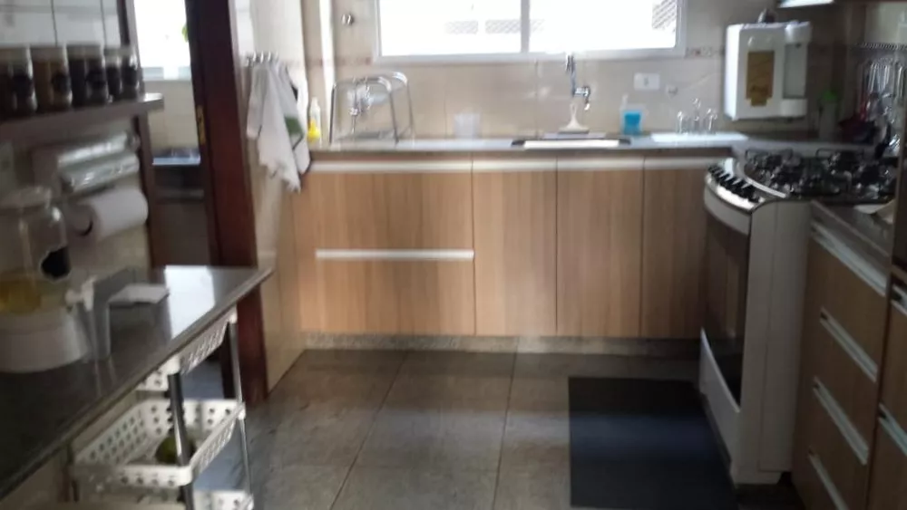 Apartamento à venda com 4 quartos, 150m² - Foto 7