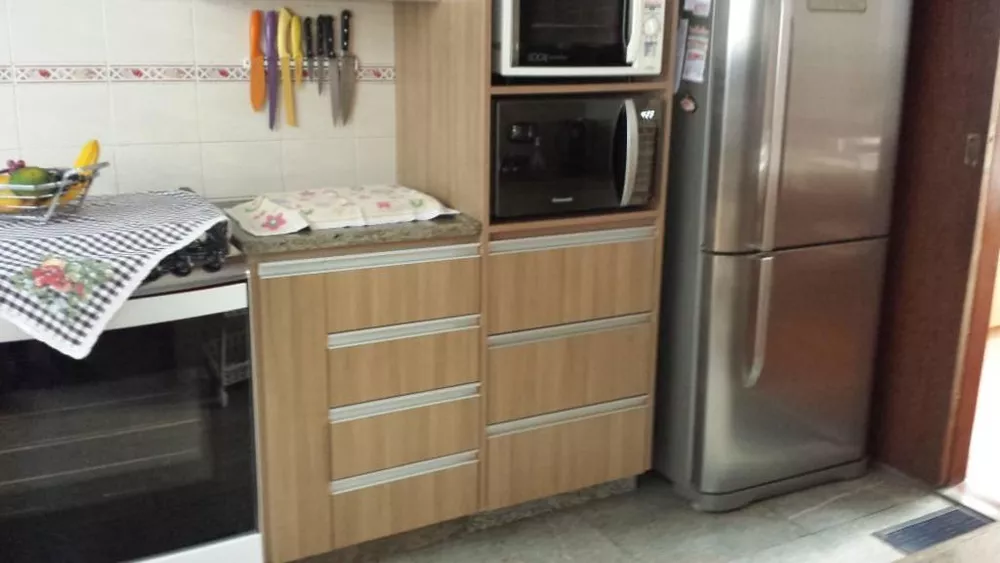 Apartamento à venda com 4 quartos, 150m² - Foto 11