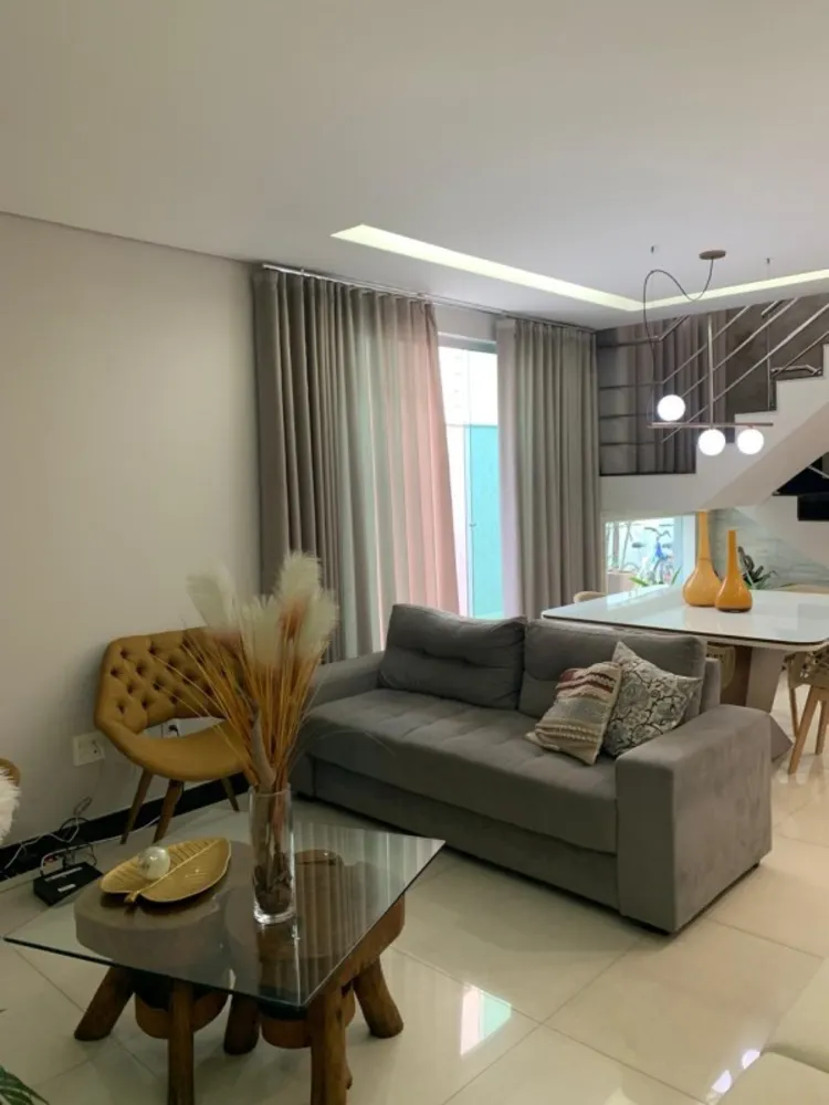 Casa, 4 quartos, 275 m² - Foto 1