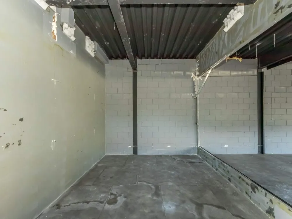 Depósito-Galpão, 220 m² - Foto 2