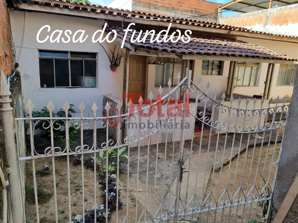 Casa à venda com 7 quartos, 360m² - Foto 1