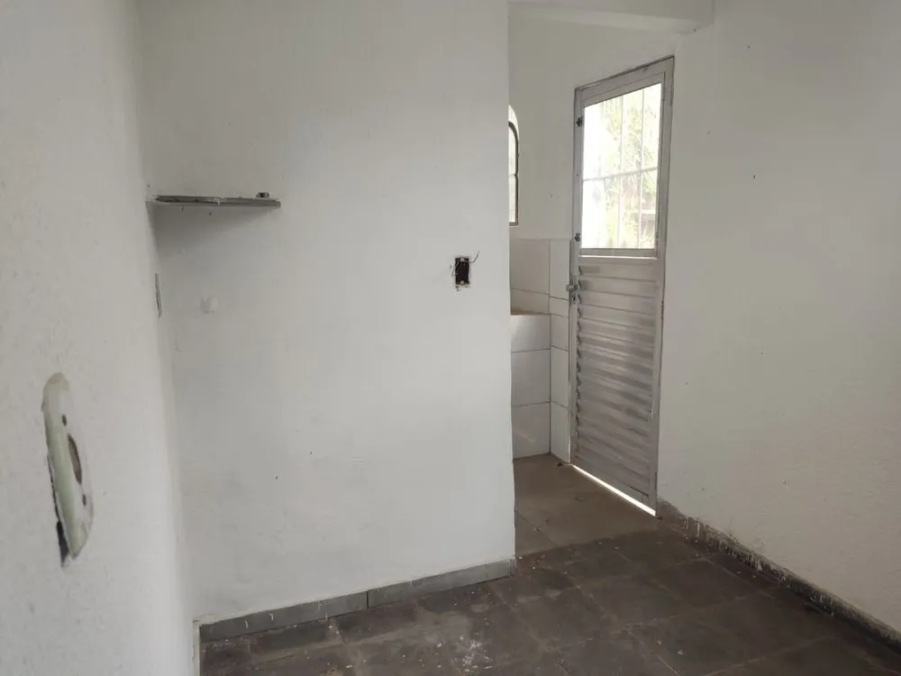 Casa, 1 quarto, 376 m² - Foto 10