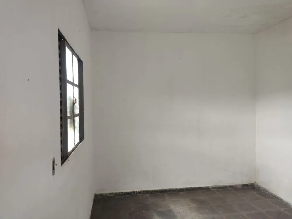 Casa, 1 quarto, 376 m² - Foto 1