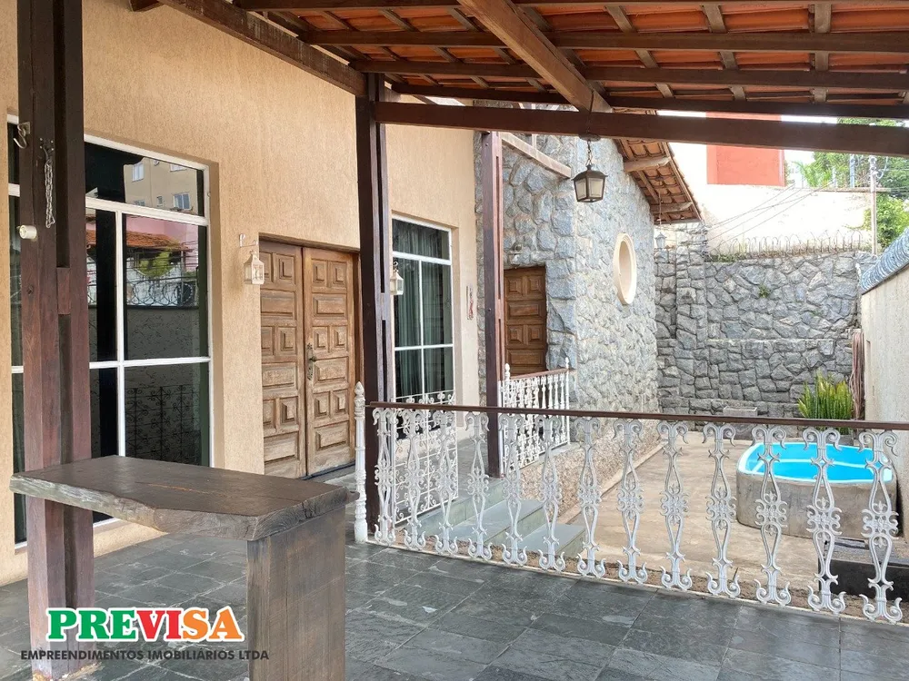 Casa, 3 quartos, 300 m² - Foto 3