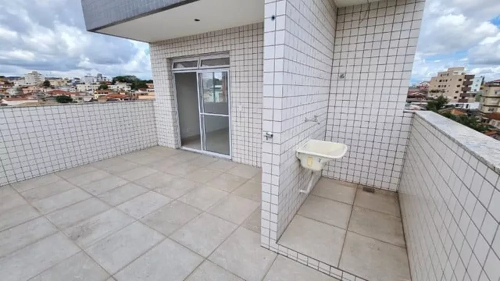 Cobertura à venda com 3 quartos, 160m² - Foto 3