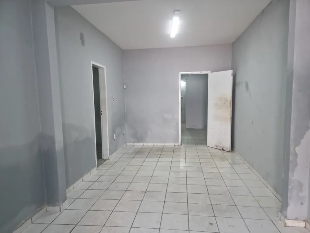 Casa, 1 quarto, 168 m² - Foto 3