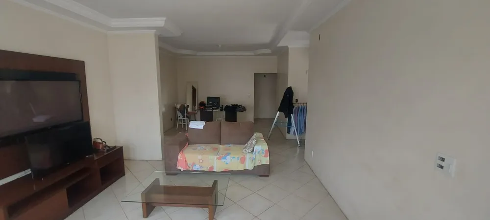 Casa, 4 quartos, 280 m² - Foto 2