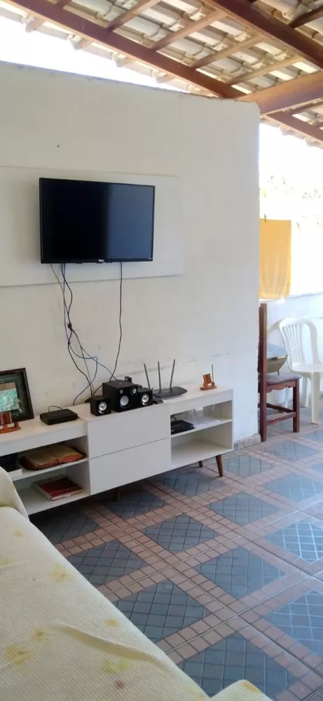 Casa à venda com 3 quartos, 68m² - Foto 8