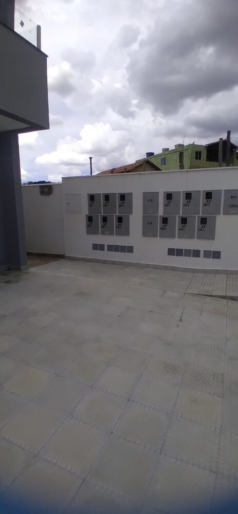 Apartamento à venda com 2 quartos, 50m² - Foto 2