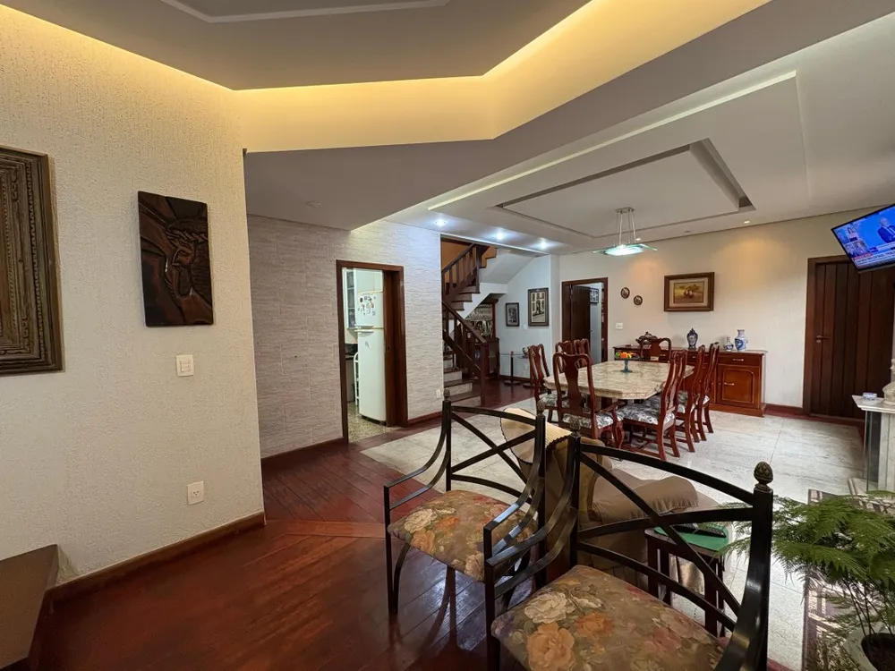 Casa, 4 quartos, 384 m² - Foto 4