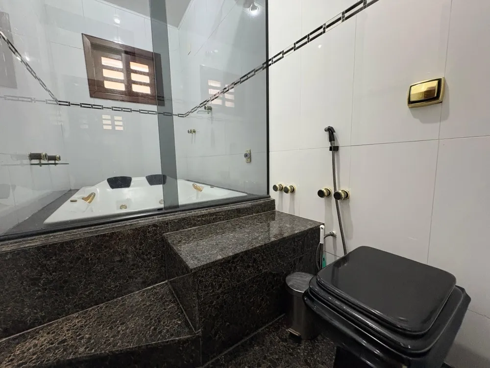 Casa, 4 quartos, 384 m² - Foto 19