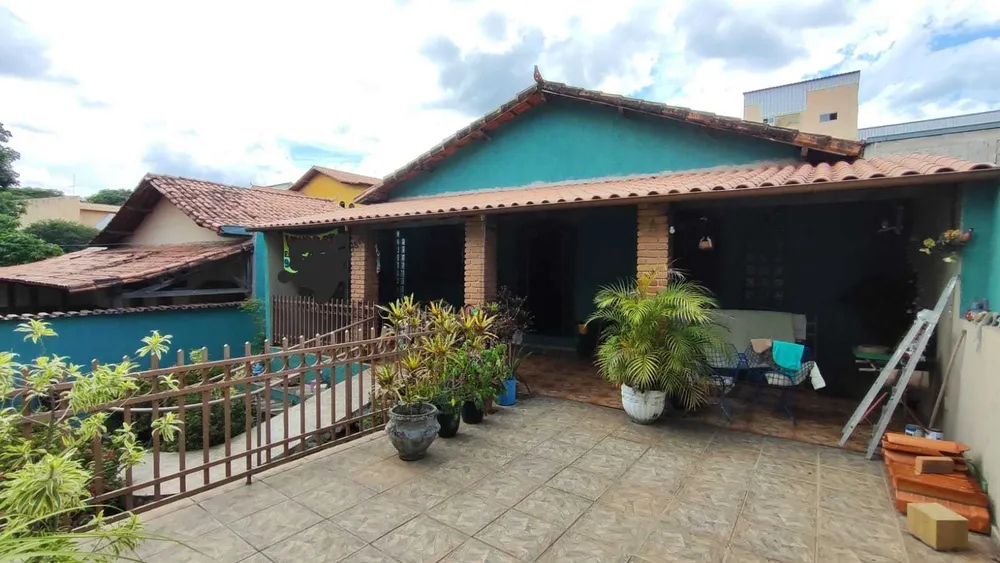 Casa, 4 quartos, 160 m² - Foto 1