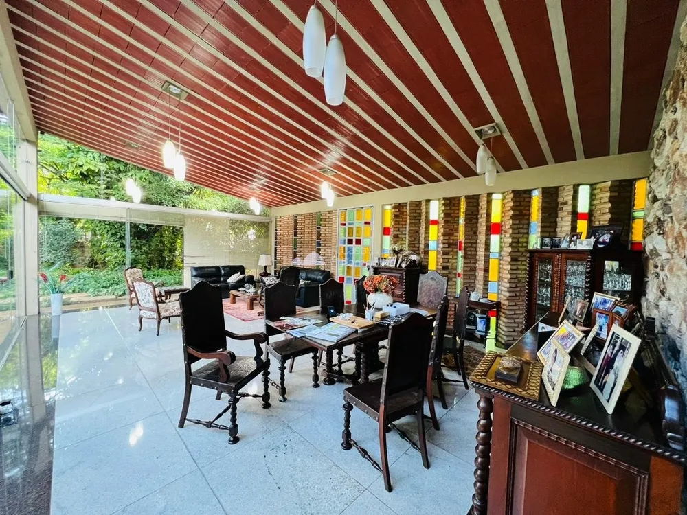 Casa, 6 quartos, 1262 m² - Foto 2