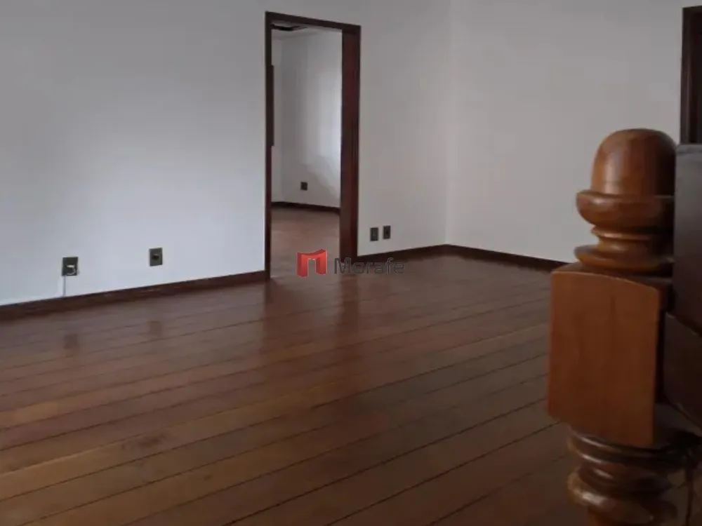 Casa, 8 quartos, 348 m² - Foto 3