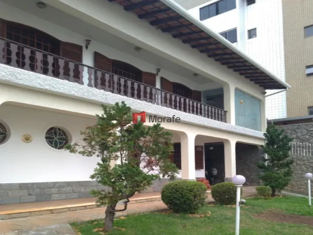 Casa, 8 quartos, 348 m² - Foto 1