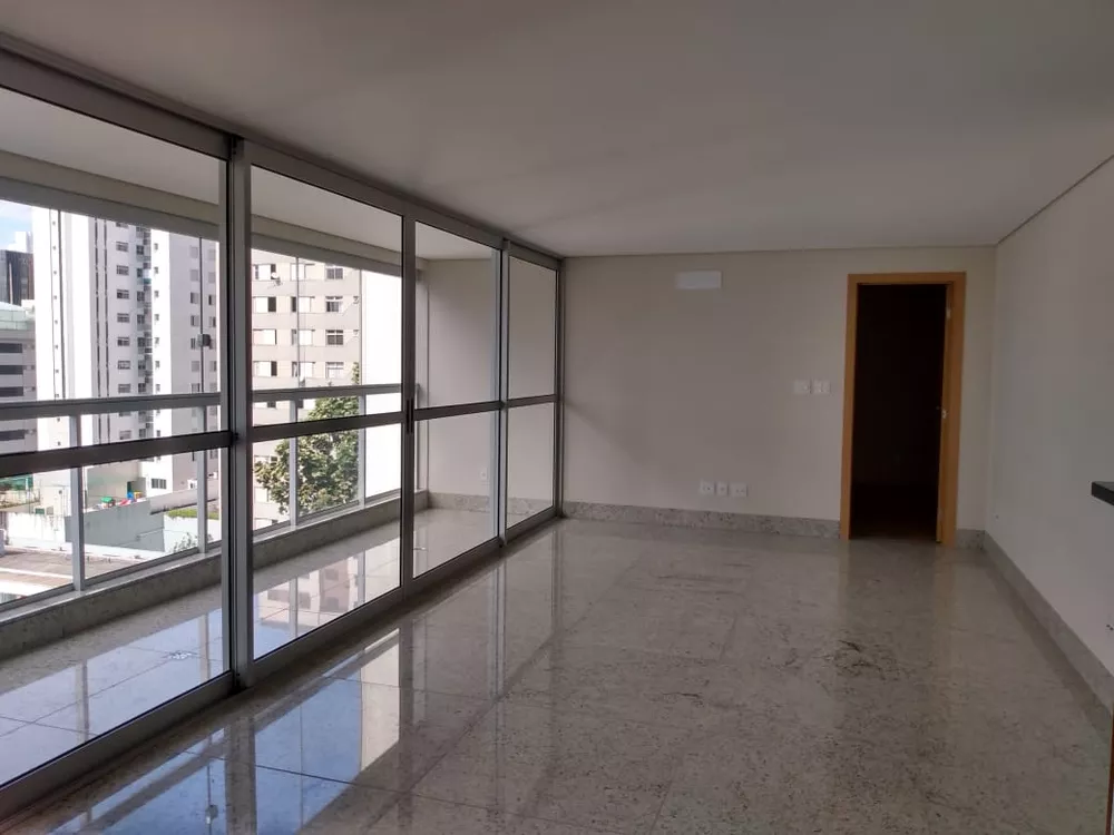 Apartamento à venda com 4 quartos, 134m² - Foto 2