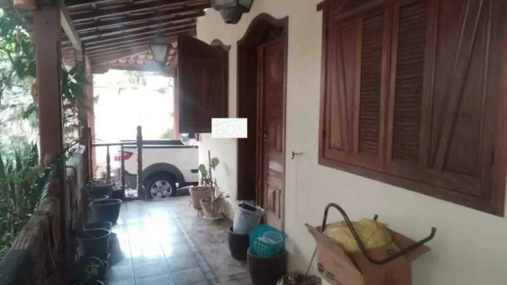 Casa, 3 quartos, 283 m² - Foto 1