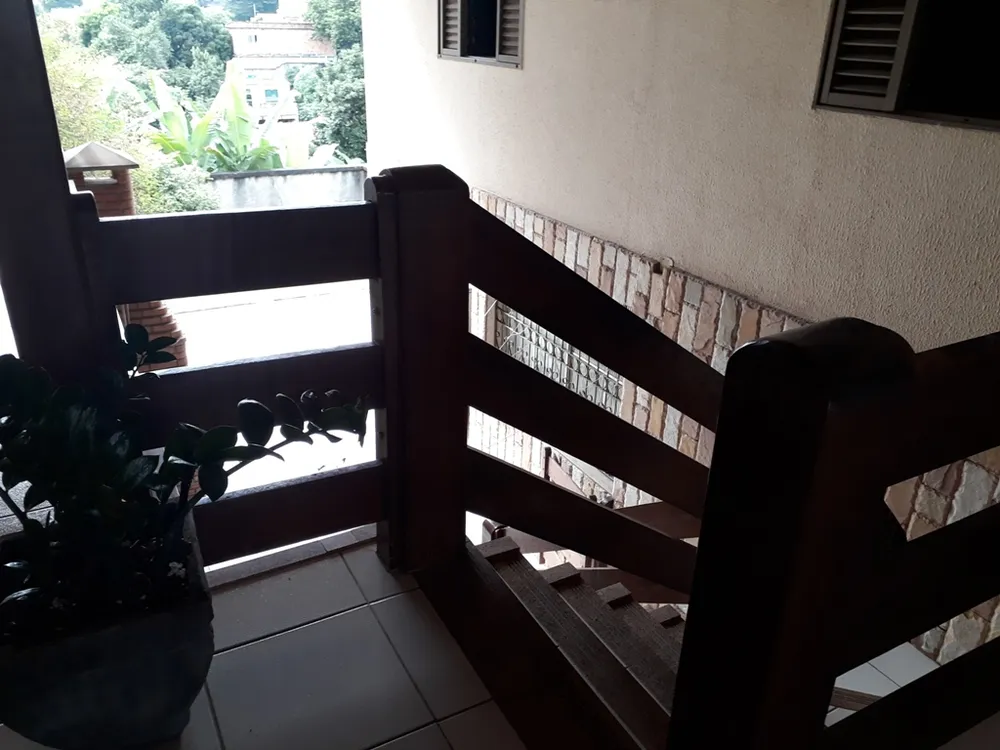Casa, 3 quartos, 231 m² - Foto 2