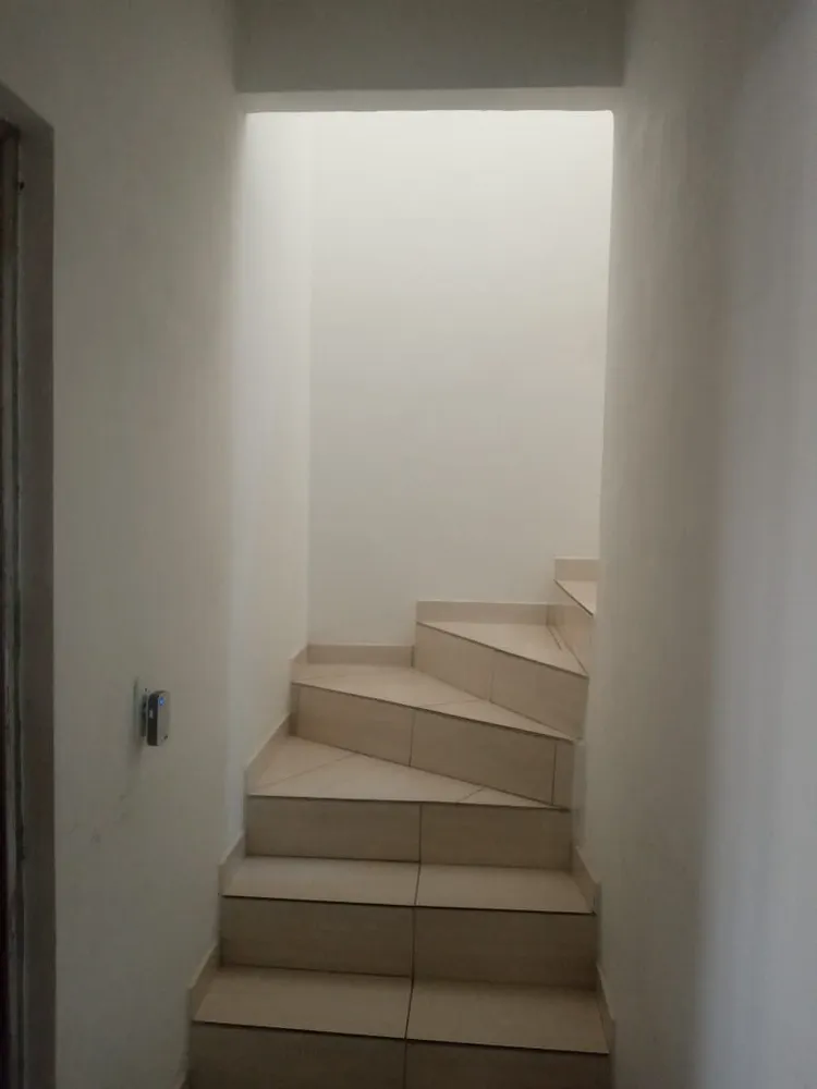 Casa, 3 quartos, 240 m² - Foto 6