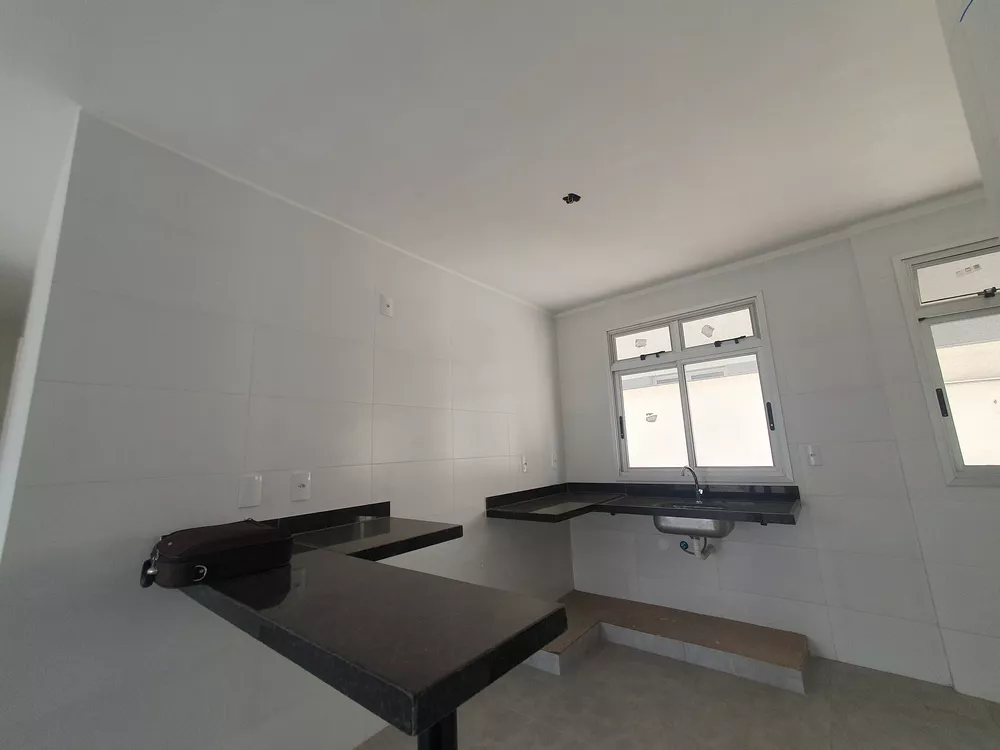 Apartamento à venda com 3 quartos, 81m² - Foto 3