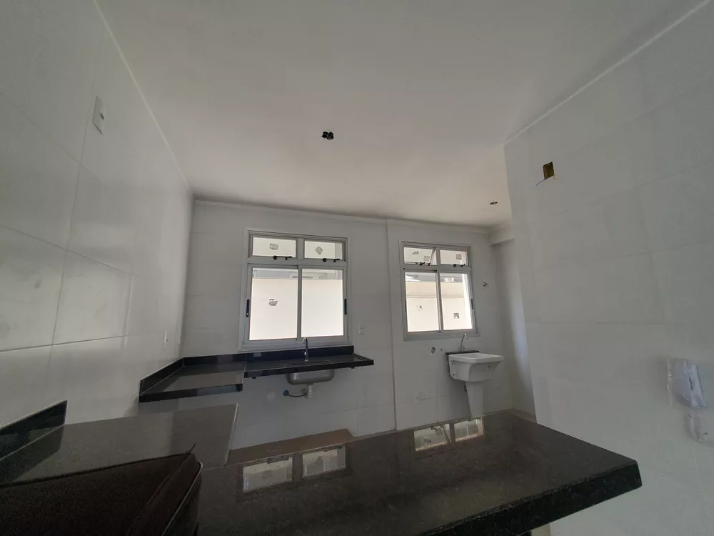 Apartamento à venda com 3 quartos, 81m² - Foto 4