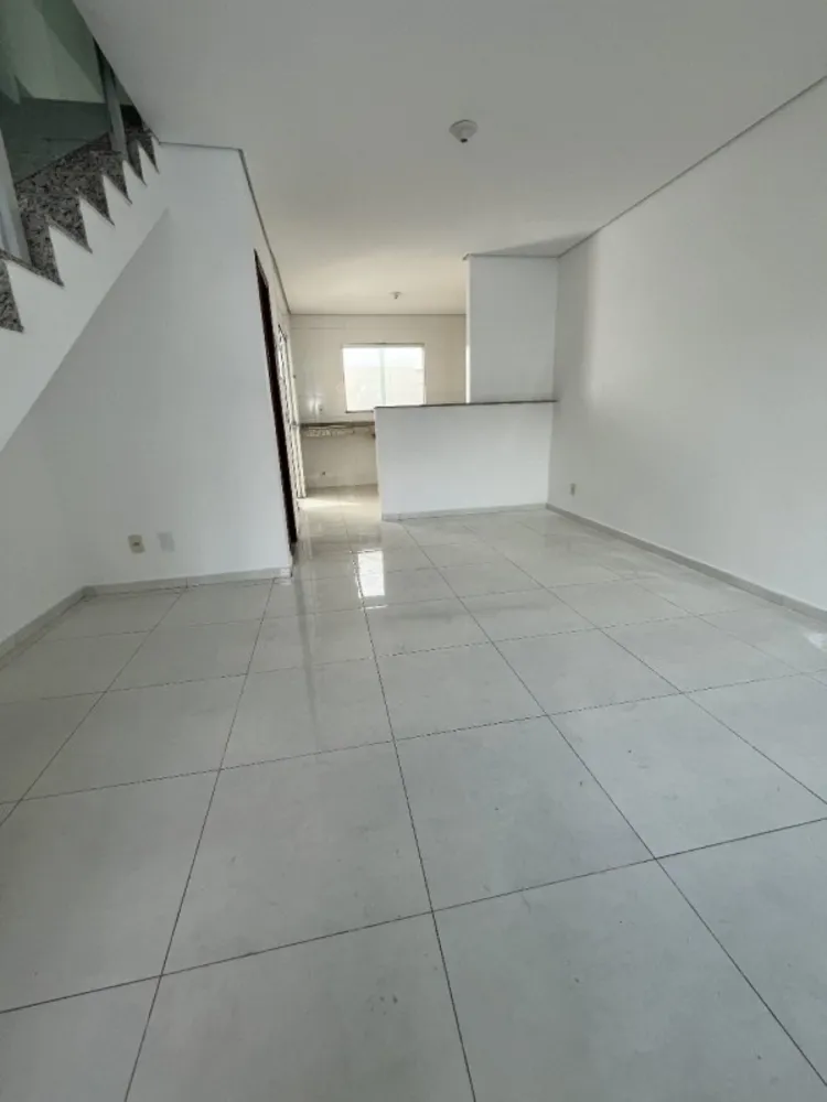 Casa, 3 quartos, 80 m² - Foto 2
