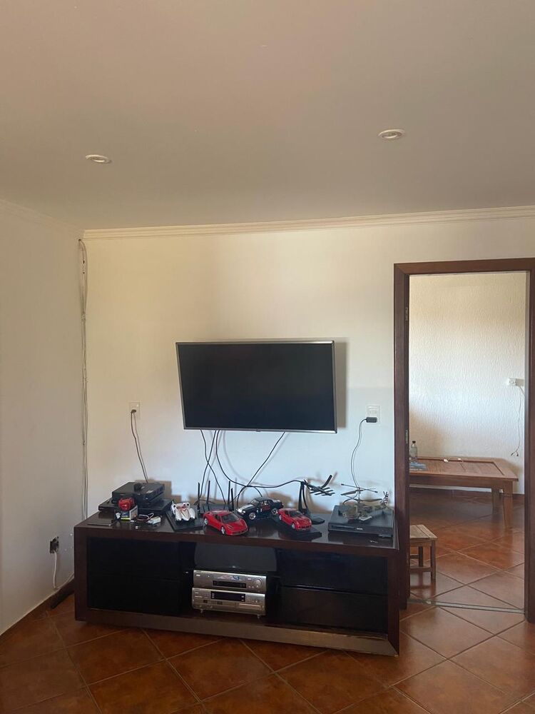 Casa para alugar com 3 quartos, 300m² - Foto 4