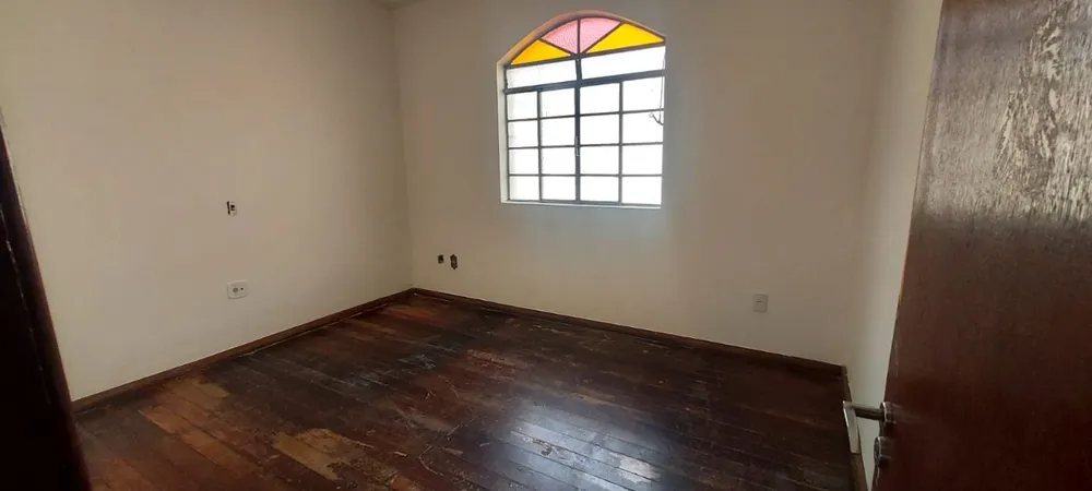 Casa, 3 quartos, 360 m² - Foto 2