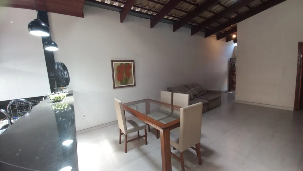 Casa, 3 quartos, 200 m² - Foto 3