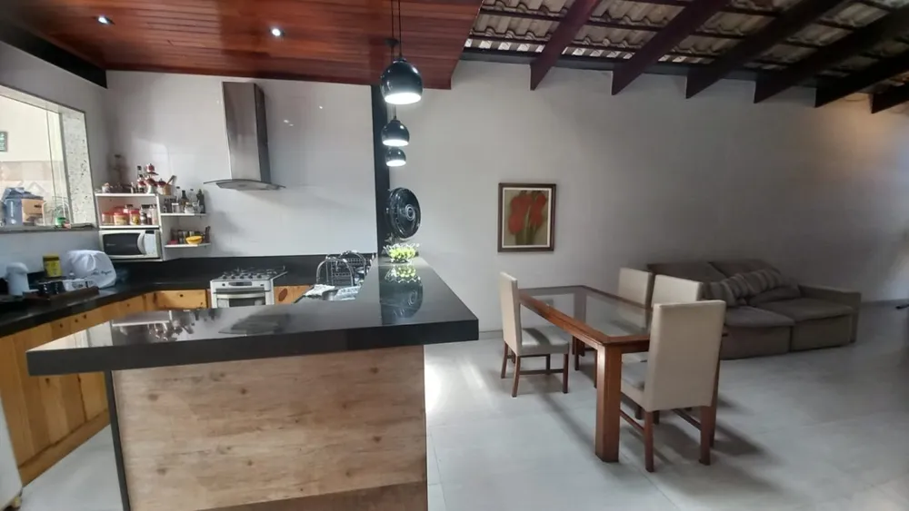 Casa, 3 quartos, 200 m² - Foto 2