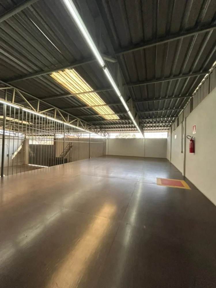 Depósito-Galpão, 875 m² - Foto 1