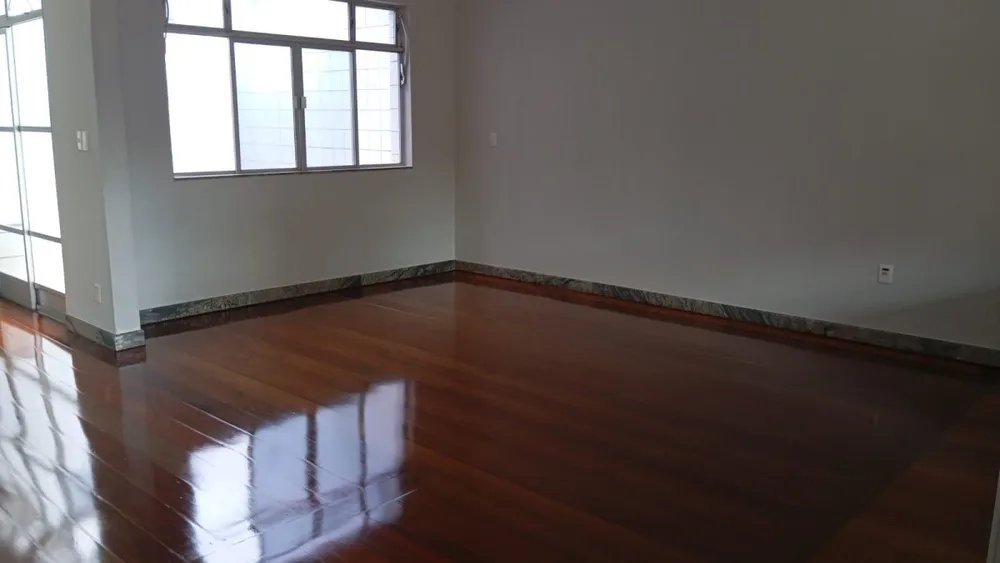 Casa, 4 quartos, 312 m² - Foto 2