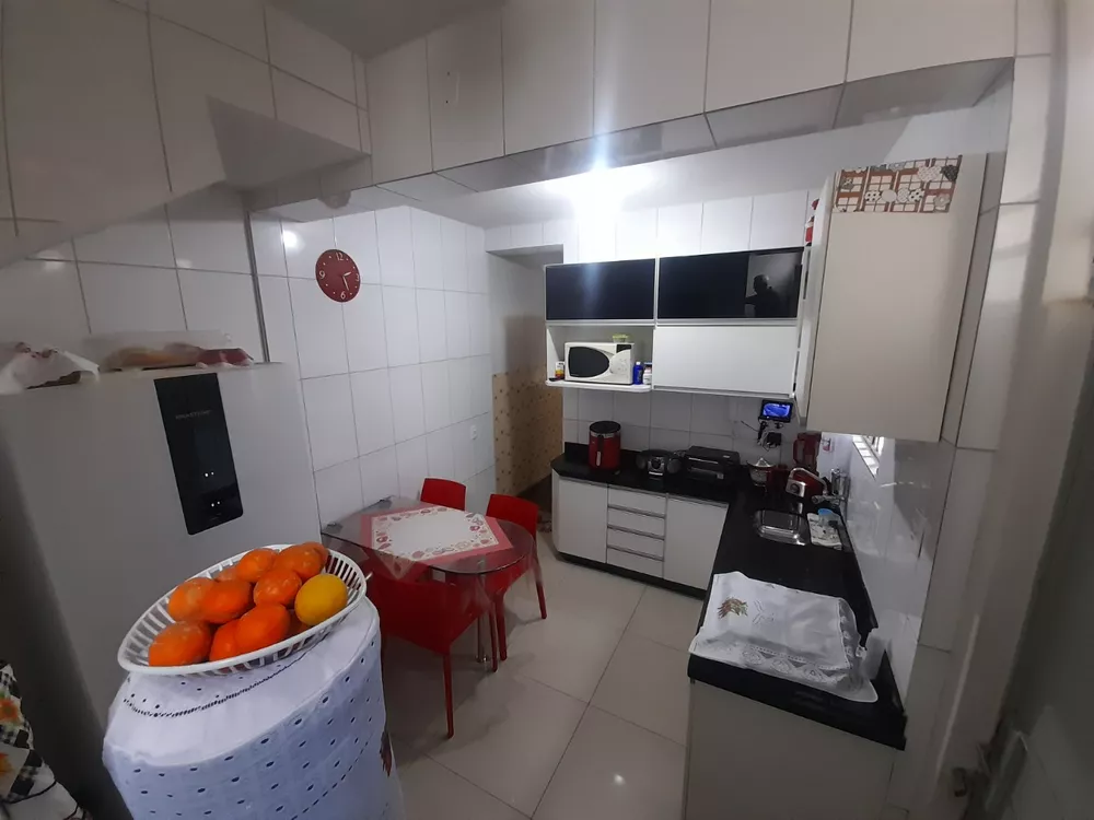 Casa à venda com 4 quartos, 300m² - Foto 20