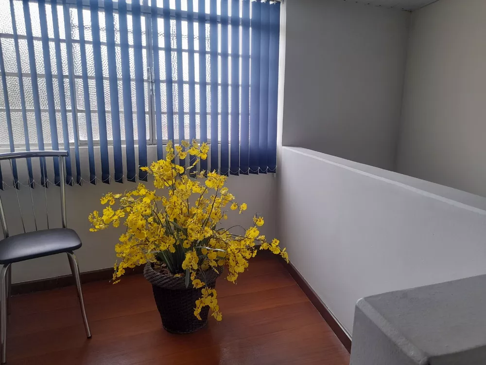 Casa à venda com 4 quartos, 300m² - Foto 21