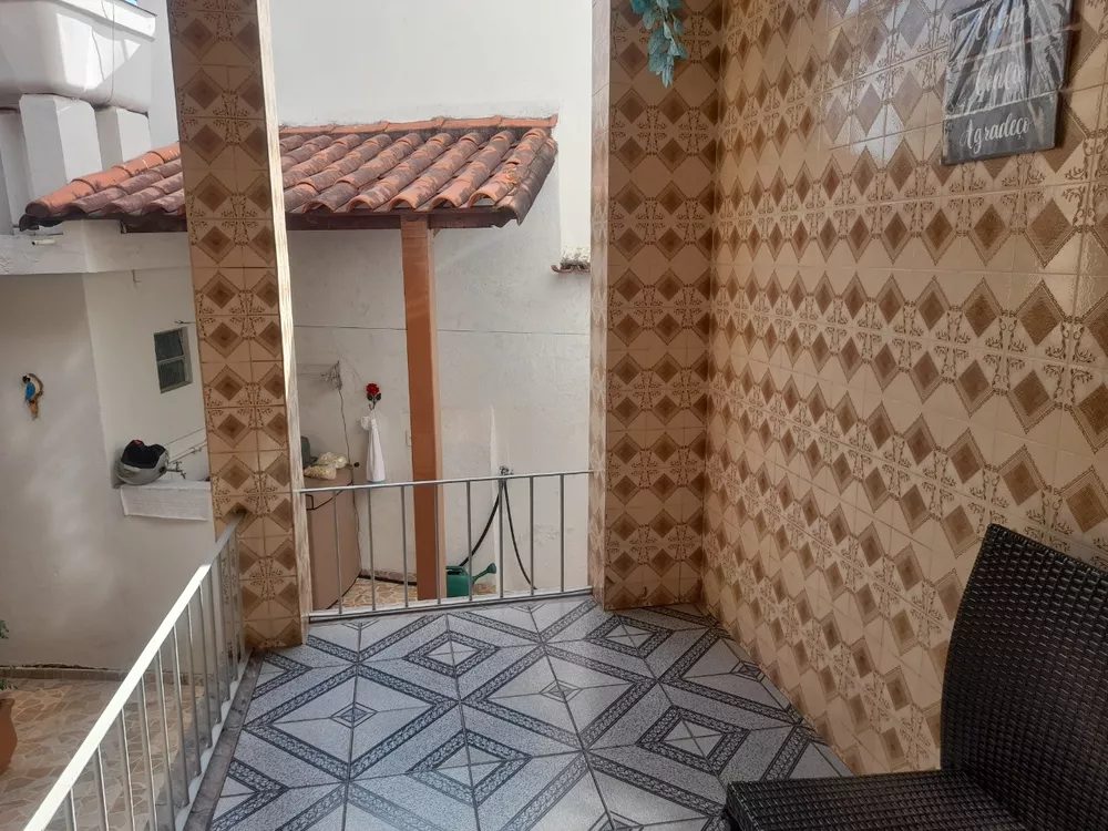 Casa à venda com 4 quartos, 300m² - Foto 5