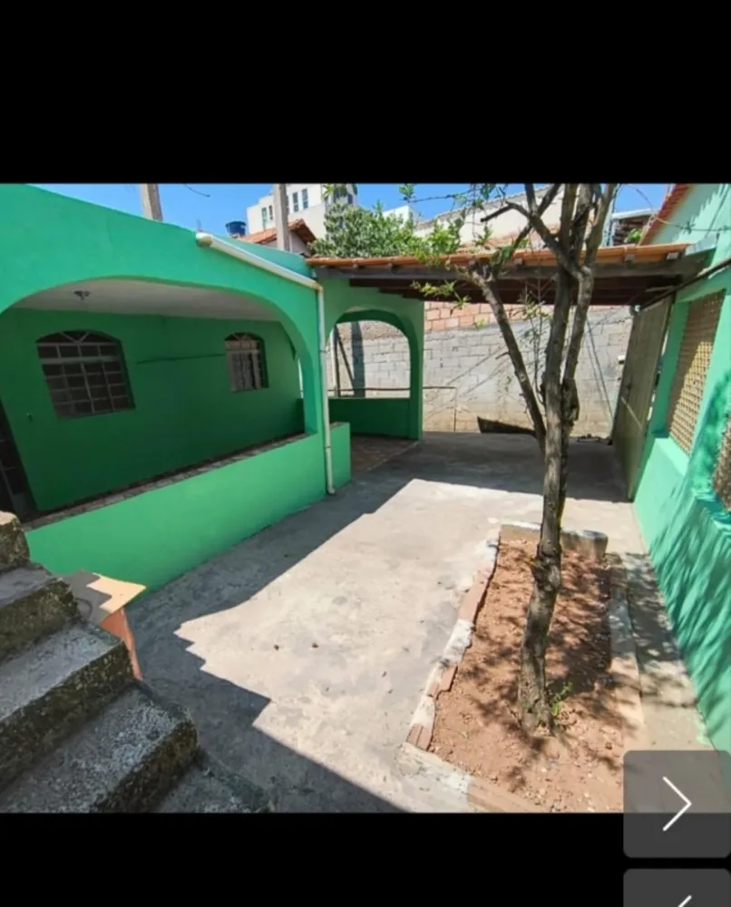 Casa, 2 quartos, 200 m² - Foto 1