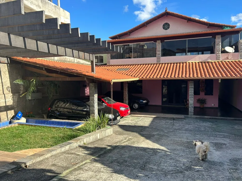 Casa, 3 quartos, 250 m² - Foto 1