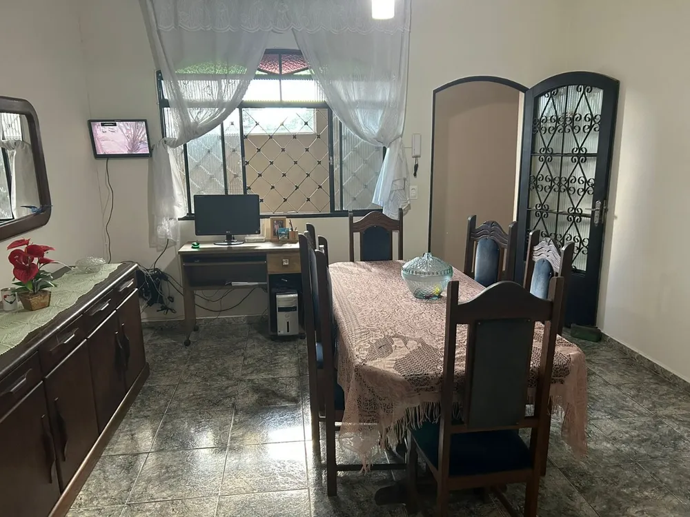 Casa, 3 quartos, 250 m² - Foto 9