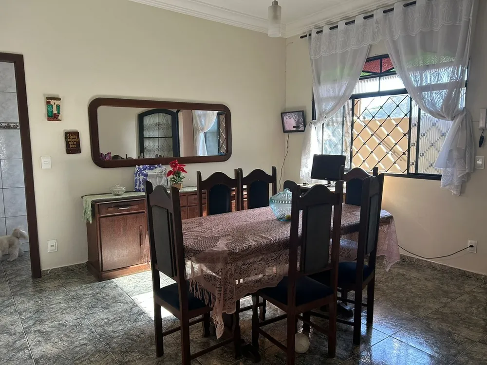 Casa, 3 quartos, 250 m² - Foto 12