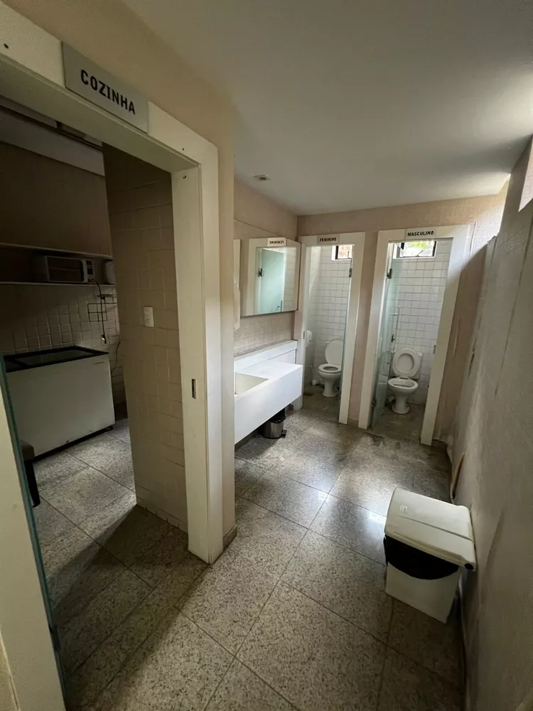 Apartamento à venda com 3 quartos, 300m² - Foto 4