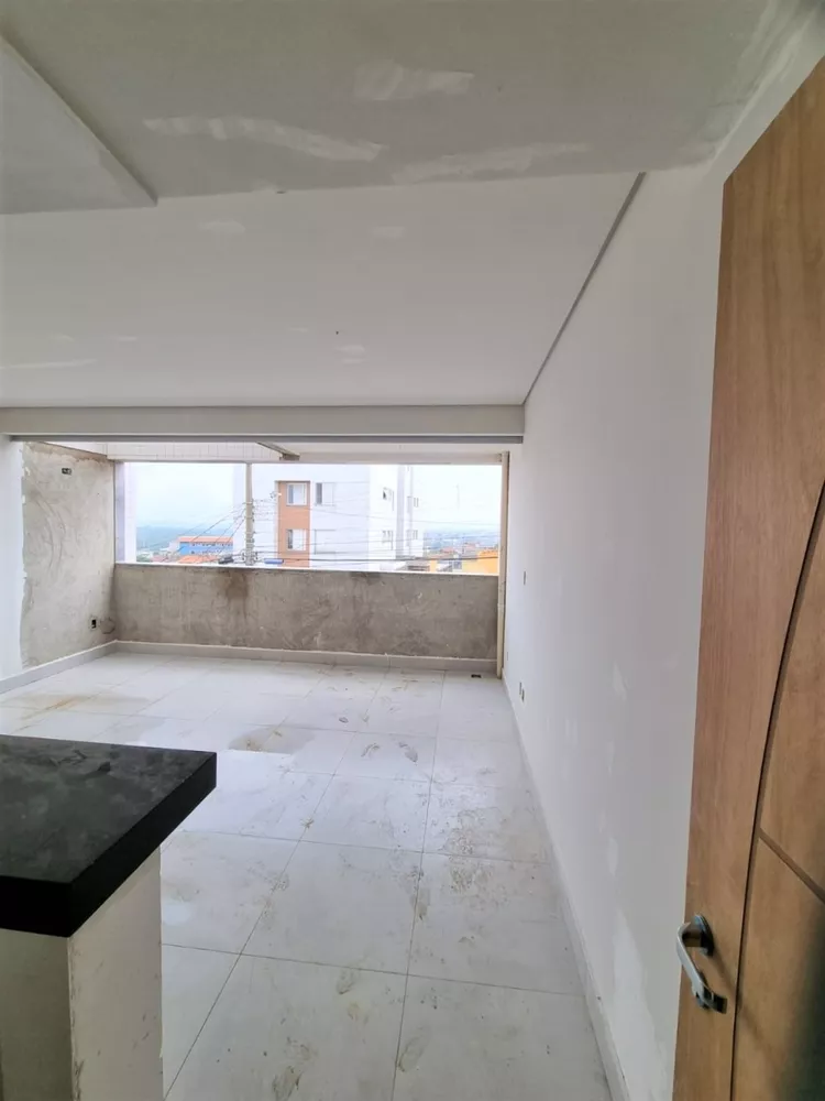 Cobertura à venda com 3 quartos, 85m² - Foto 4